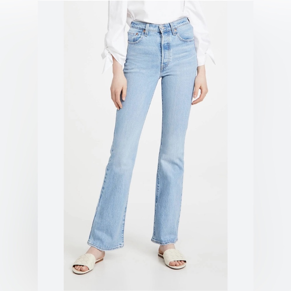 Levi's Women's Ribcage Bootcut Jeans, Summer Beam-Light